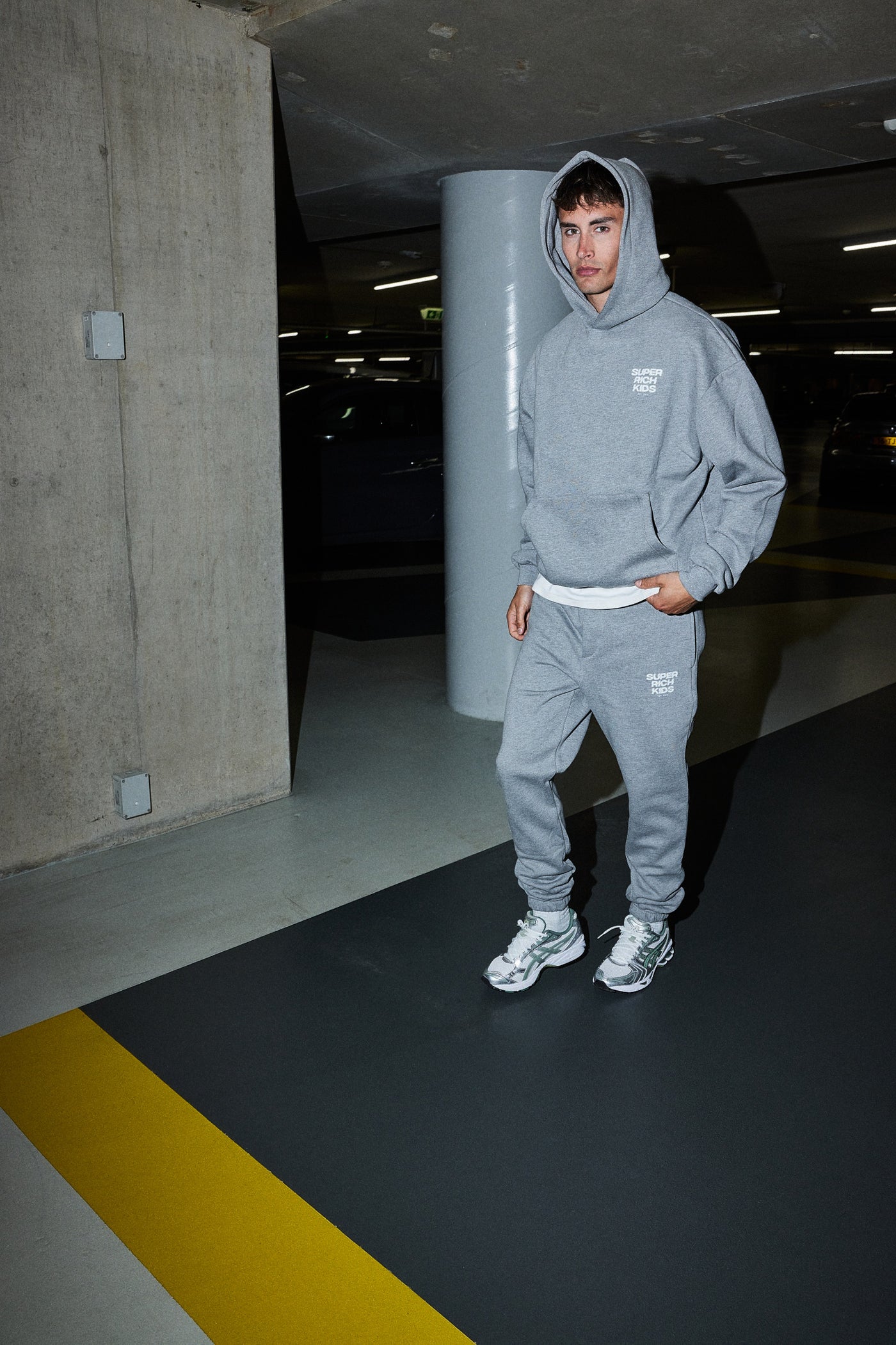 Tracksuit Essential Grijs