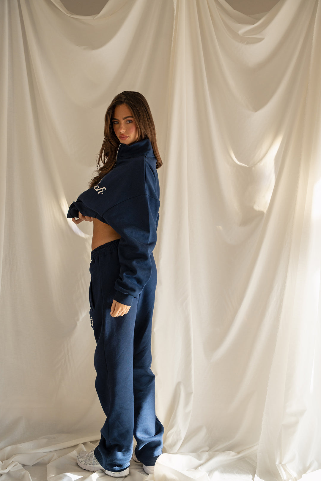 'The New Rich' Quarter Zip sweater 'Navy'