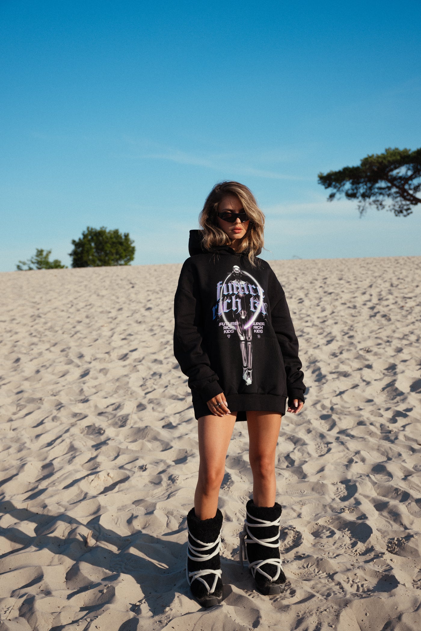 Hoodie 'Future Rich Kid' zwart met paars