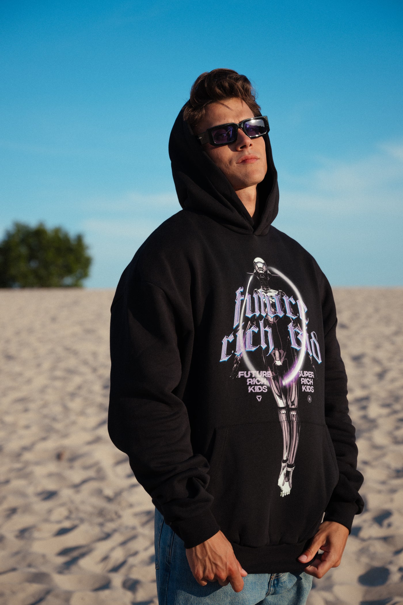 Hoodie 'Future Rich Kid' zwart met paars