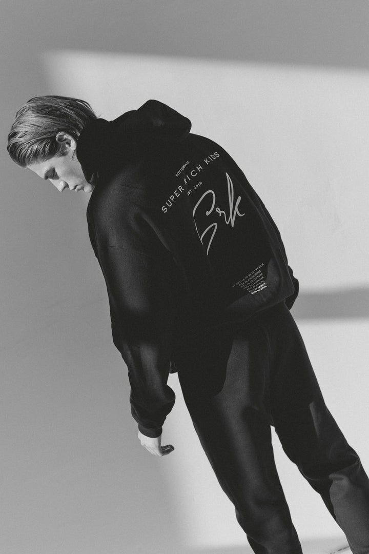 Tracksuit Black Signature