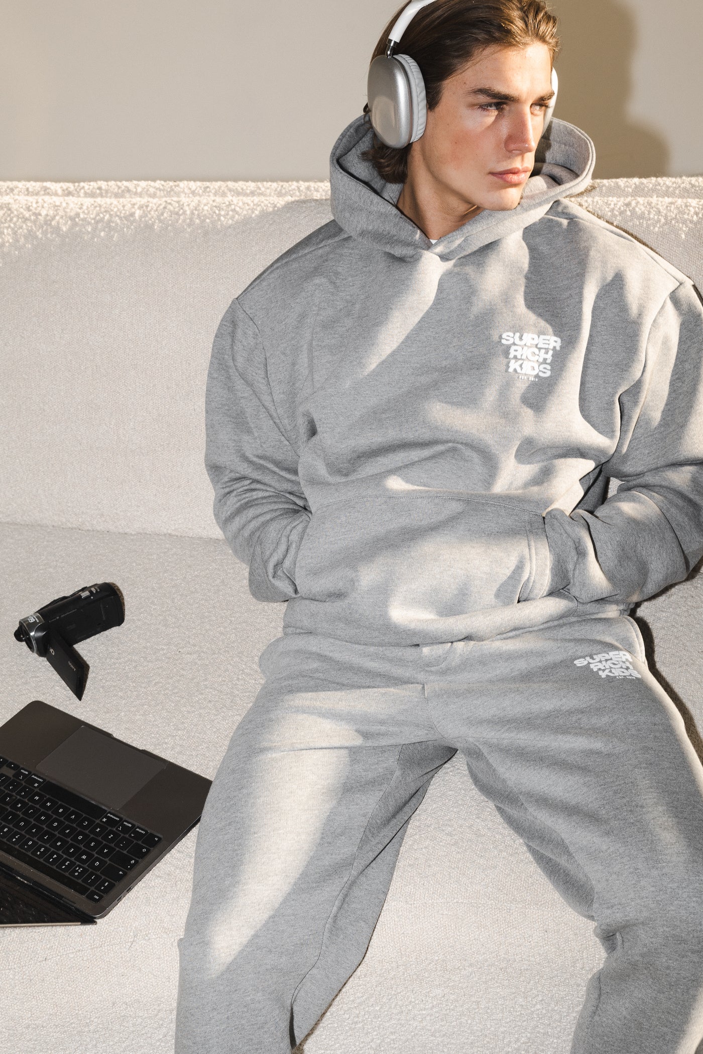 Tracksuit Essential Grijs