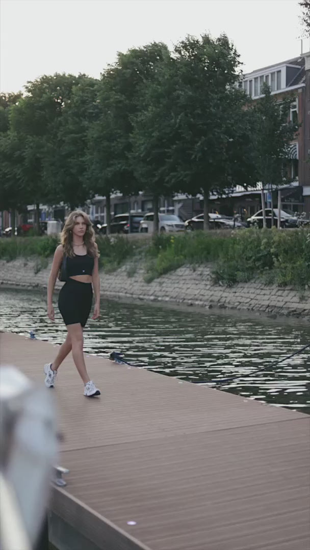 'Noir' Short