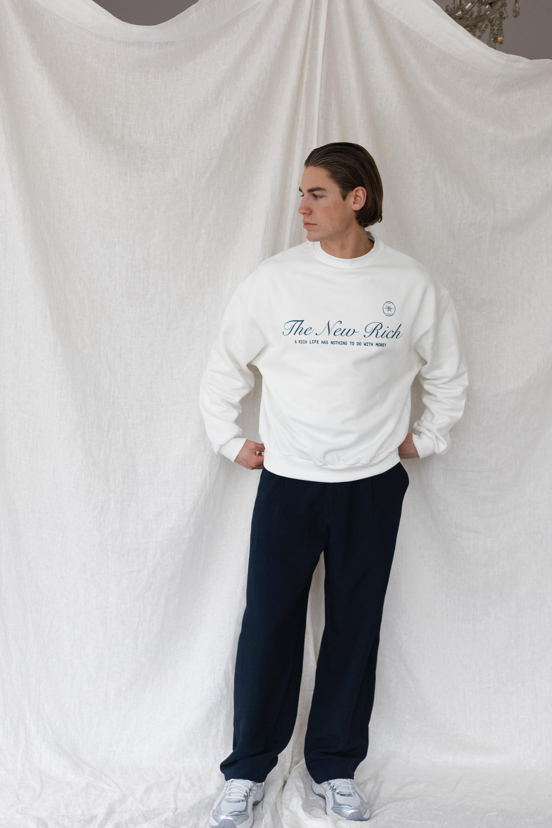 'The New Rich' Sweater 'Off White & Navy'