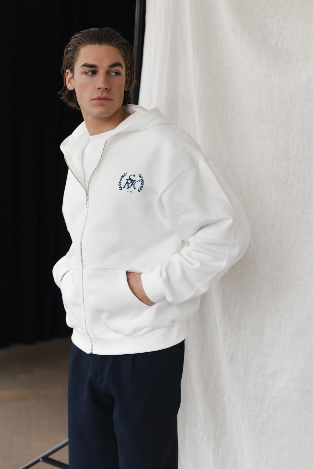 'The New Rich' Zip Up Hoodie 'Off White & Navy'